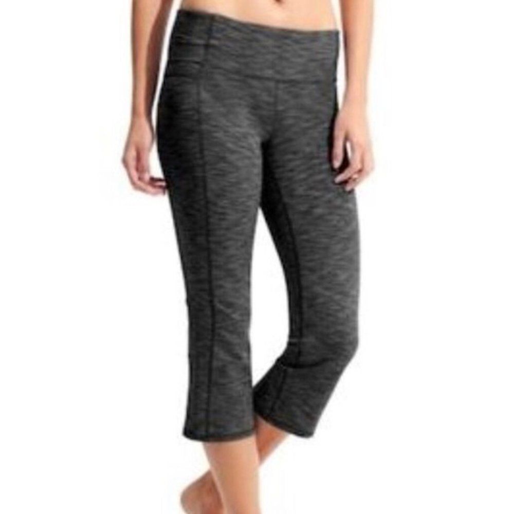 Athleta Wide Leg Gray Capri Leggings